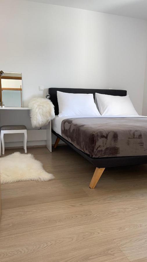 Villa Evita Apartments Prozura Bagian luar foto