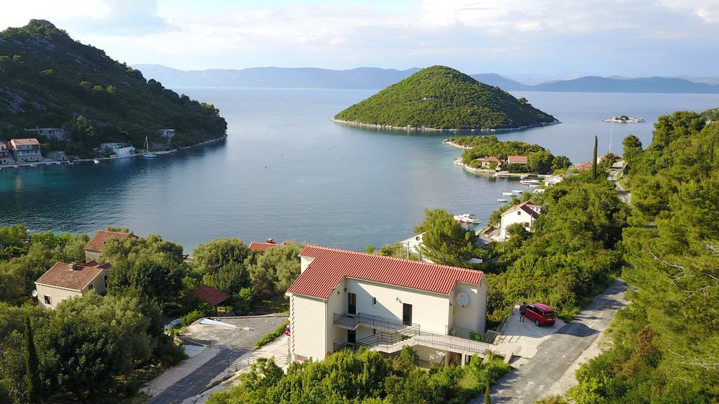 Villa Evita Apartments Prozura Bagian luar foto